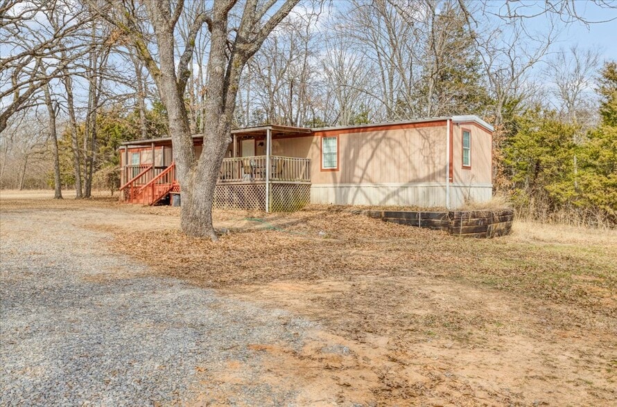 143 Whippoorwill Dr, Mead, OK for sale - Primary Photo - Image 1 of 2