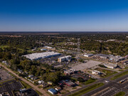 MacArthur Business Park - Entrepôt