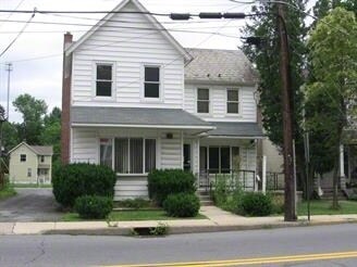 364 N Courtland St, East Stroudsburg, PA for lease Primary Photo- Image 1 of 13