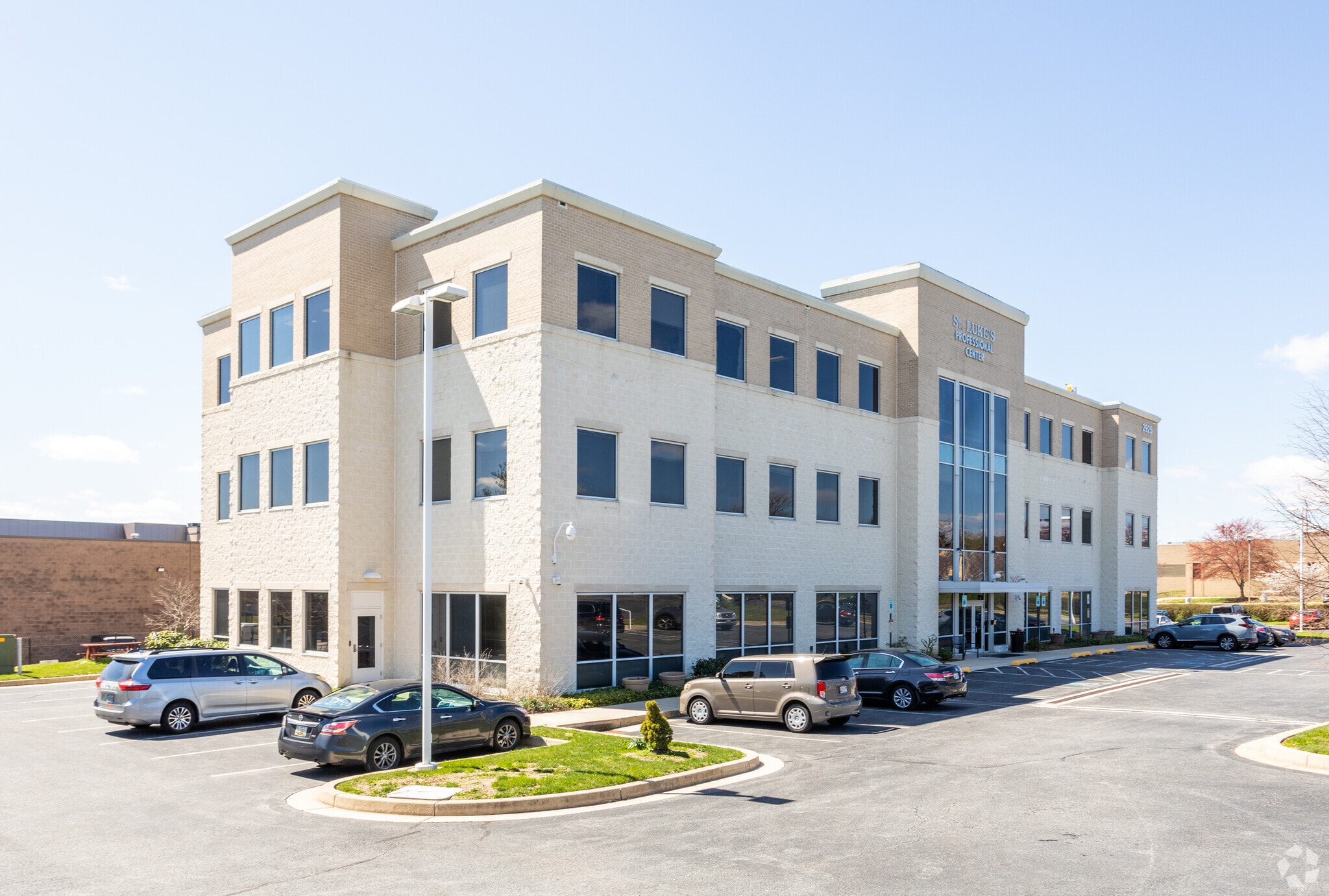 2925 Lord Baltimore Dr, Windsor Mill, MD for lease Primary Photo- Image 1 of 46