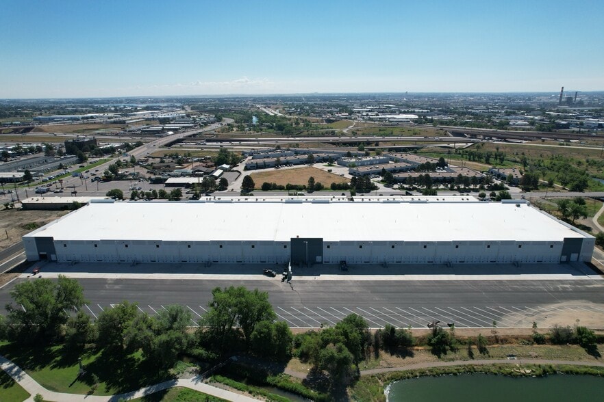 6795 Broadway St, Denver, CO for lease - Building Photo - Image 2 of 7