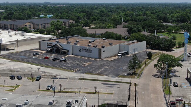 More details for 7071 Southwest Fwy, Houston, TX - Industrial for Lease
