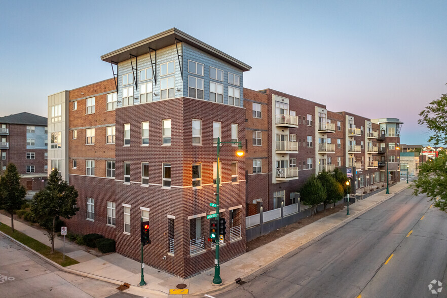 6501-6519 W Greenfield Ave, West Allis, WI à louer - Photo principale - Image 1 de 22