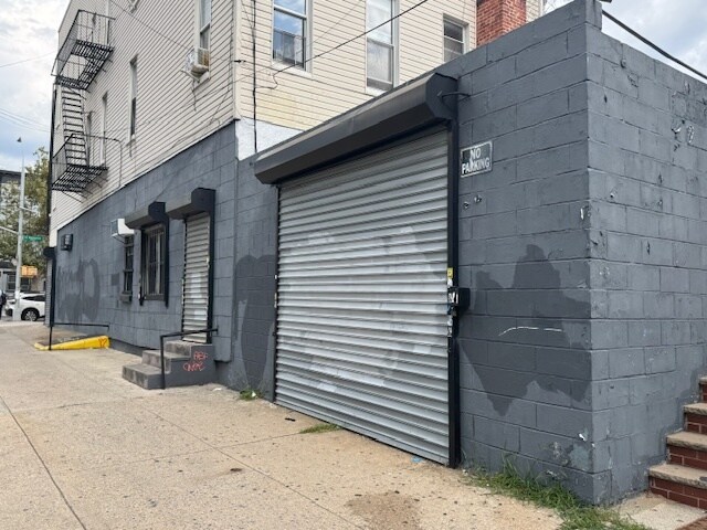 162 Saint Nicholas Ave, Brooklyn, NY à louer - Photo du bâtiment - Image 3 de 7