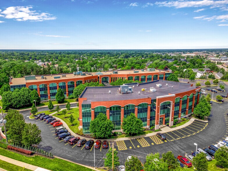 6400 Sheridan Dr, Buffalo, NY à louer - Photo du bâtiment - Image 3 de 36