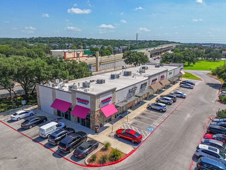 938 Wurzbach Pky, San Antonio, TX for lease - Building Photo - Image 3 of 13