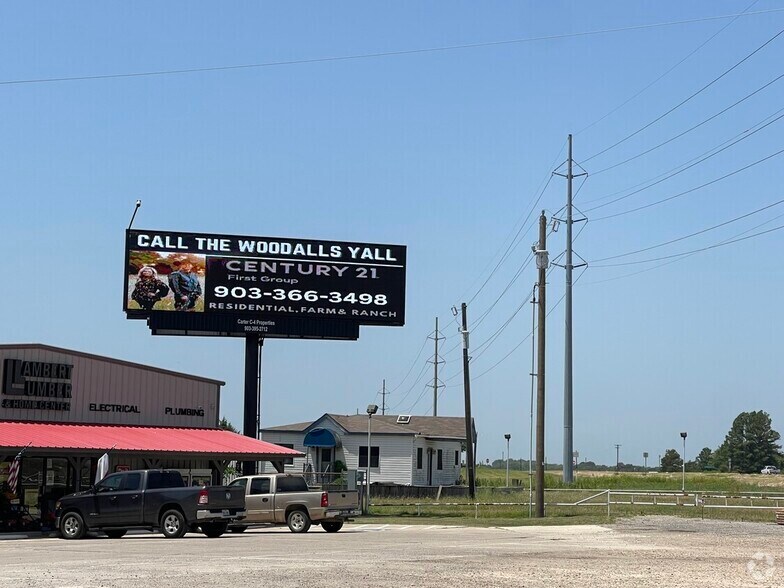 Hwy 24, Cooper, TX à vendre - Photo du bâtiment - Image 3 de 6