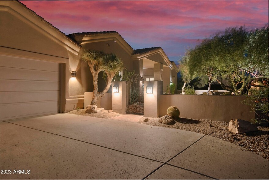 6990 E Buckhorn Trl, Scottsdale, AZ à vendre - Photo du bâtiment - Image 3 de 47