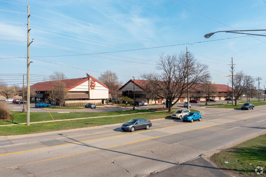 26300 Dequindre Rd, Warren, MI à vendre - Photo du bâtiment - Image 2 de 12