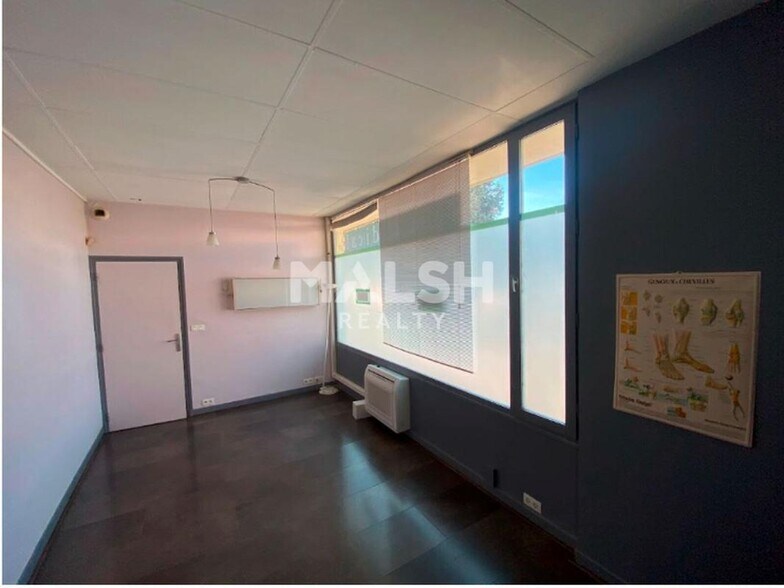 Office in Vienne for sale - Interior Photo - Image 2 of 7
