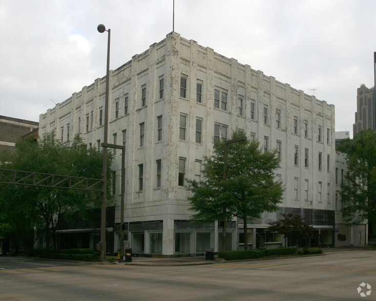 300 20th St N, Birmingham, AL for sale - Building Photo - Image 2 of 5