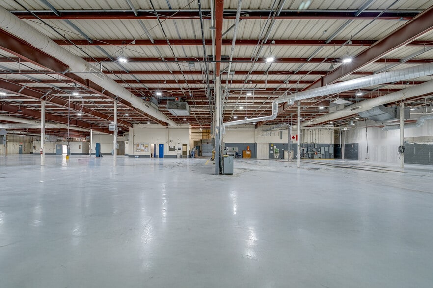 47 Antares Dr, Ottawa, ON for lease - Interior Photo - Image 2 of 6