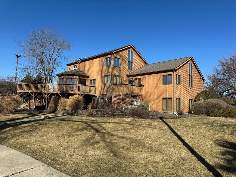 500 E Roosevelt Rd, West Chicago, IL à vendre - Photo du bâtiment - Image 2 de 4