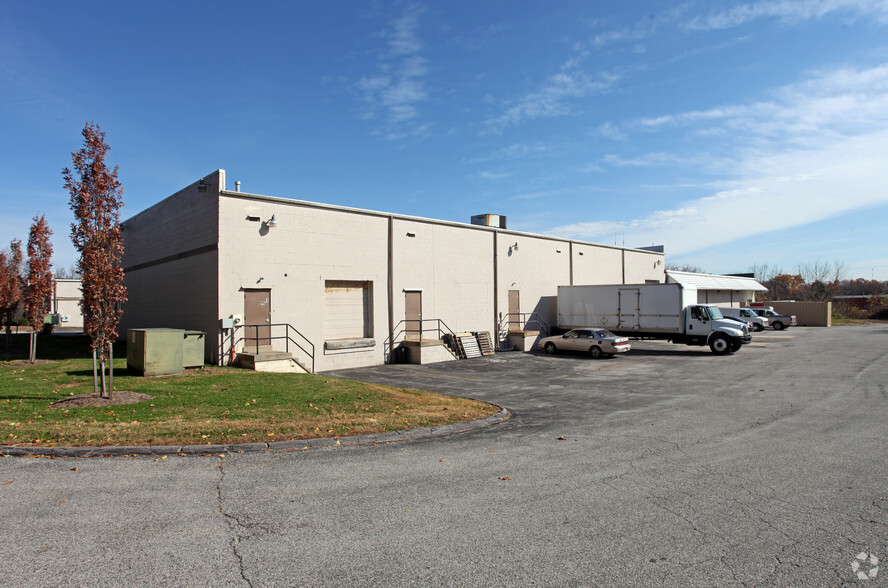 660 Hollow Rd, Phoenixville, PA for lease - Building Photo - Image 3 of 3