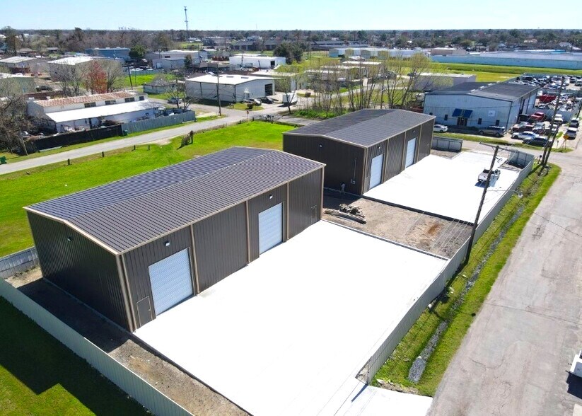 2237 Arlington Ave, Harvey, LA à louer - Photo du bâtiment - Image 3 de 3