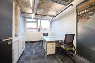 77 Renfrew St, Glasgow for lease Interior Photo- Image 2 of 14
