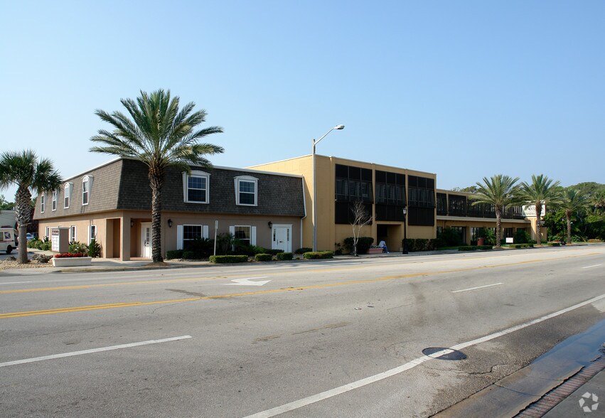 100-110 E Granada Blvd, Ormond Beach, FL à vendre - Photo principale - Image 1 de 1