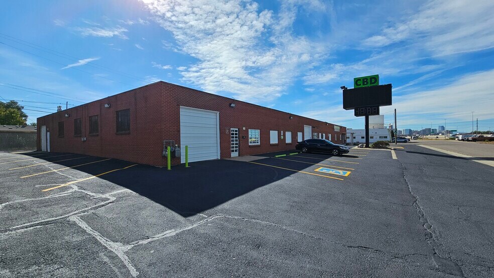 5010-5030 Acoma St, Denver, CO à louer - Photo du bâtiment - Image 2 de 29