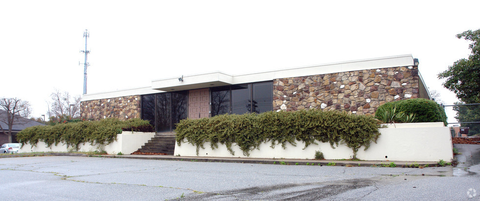 260 S Pleasantburg Dr, Greenville, SC for lease - Building Photo - Image 1 of 6