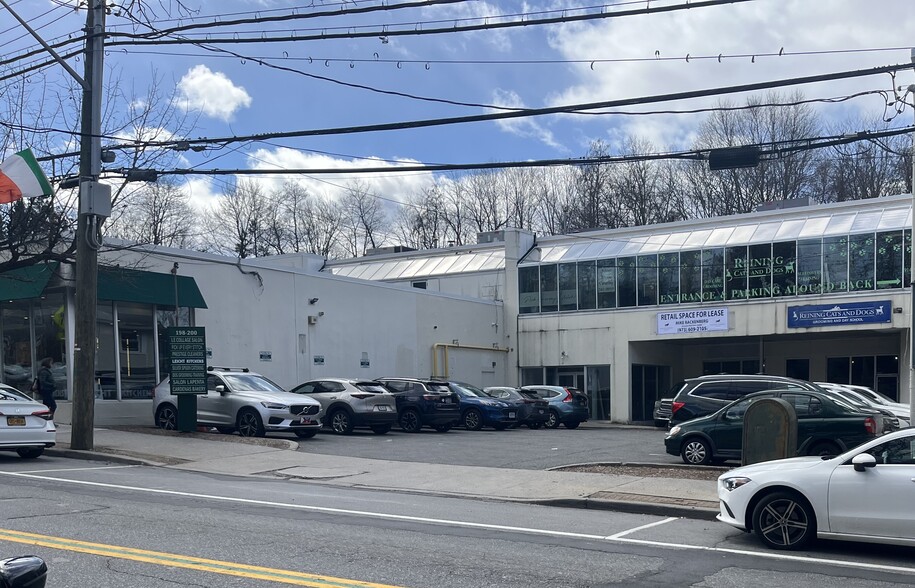 200 E Main St, Mount Kisco, NY for lease - Building Photo - Image 1 of 13