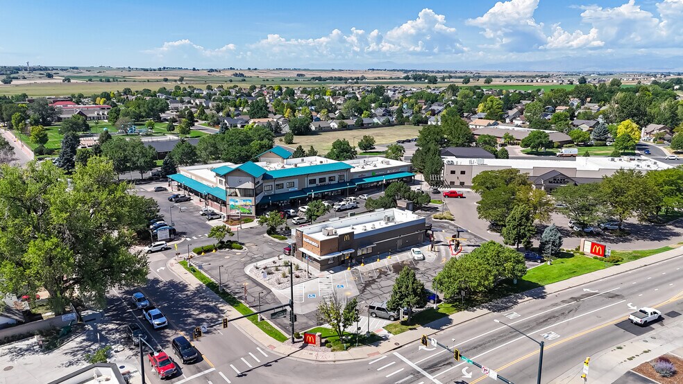 257 Johnstown Center Dr, Johnstown, CO à louer - Photo du bâtiment - Image 3 de 5