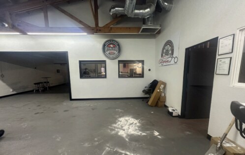 3229 E Washington St, Phoenix, AZ à louer - Photo intérieure - Image 3 de 7