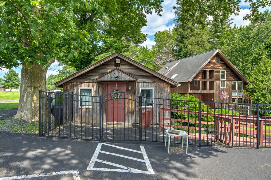 188 W Ridge Pike, Royersford, PA for sale - Building Photo - Image 1 of 28