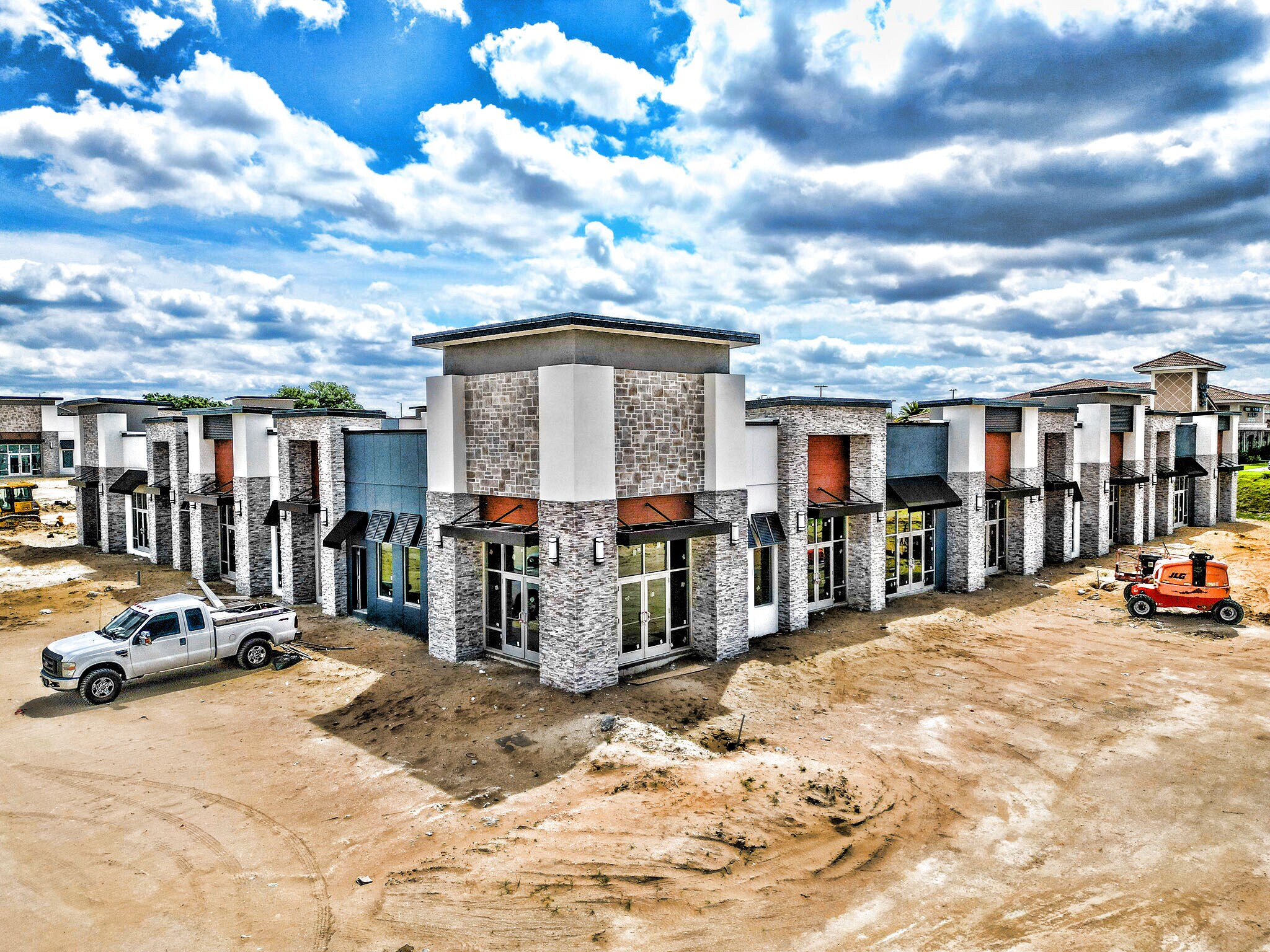 2300 Forest Lake Dr, Davenport, FL for sale Building Photo- Image 1 of 1