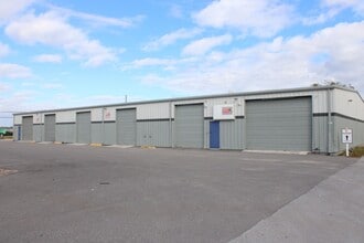 1400 L and R Industrial Blvd, Tarpon Springs, FL for lease Interior Photo- Image 2 of 6