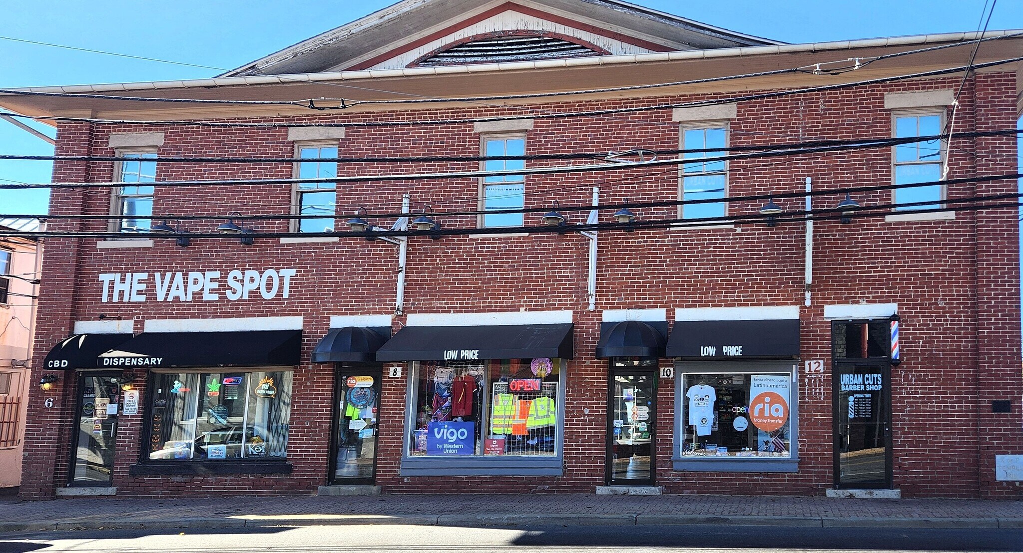 8-12 N Summit Ave, Gaithersburg, MD for lease Building Photo- Image 1 of 17