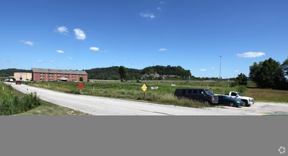 N Carol Malone Blvd, Grayson, KY for sale - Primary Photo - Image 1 of 2