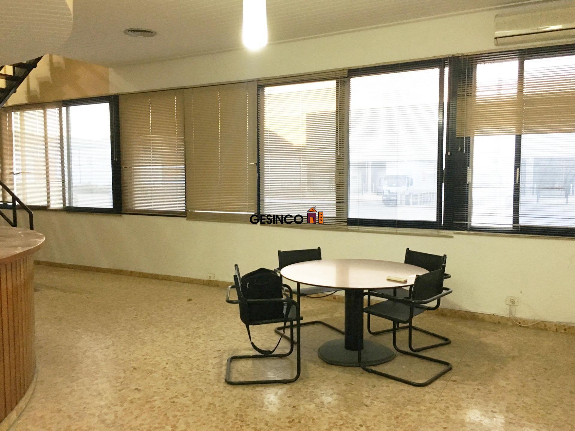 Commerce de détail dans Ontinyent, Valencia à louer Photo du bâtiment- Image 1 de 10