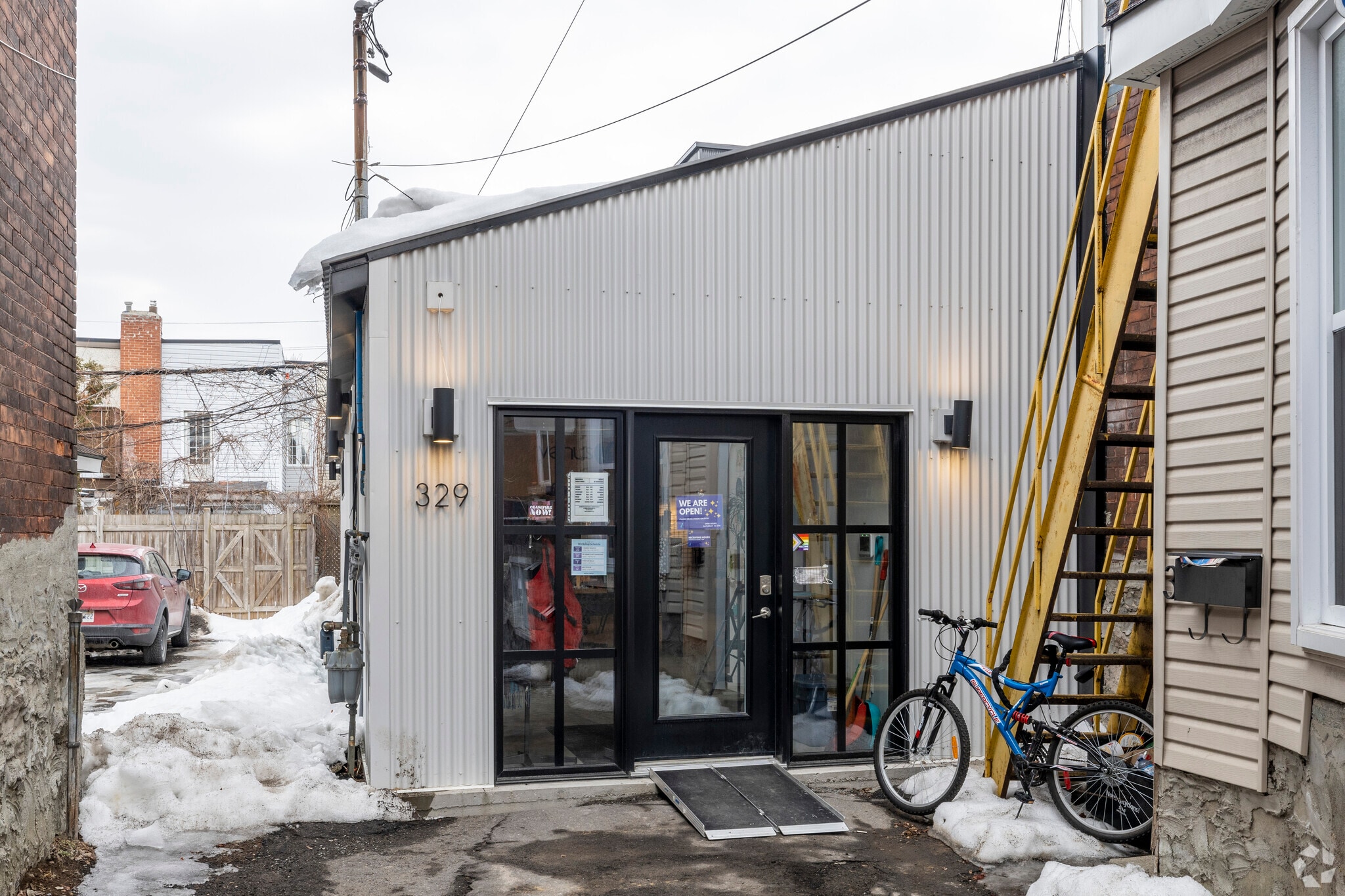 329 Catherine St, Ottawa, ON for lease Primary Photo- Image 1 of 2