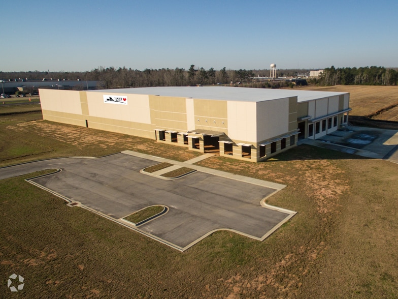 100 Murray Dr, Waynesboro, GA for sale - Primary Photo - Image 1 of 3
