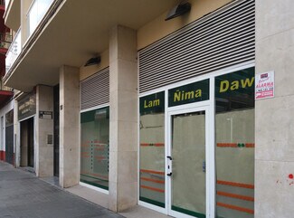 Plus de détails pour Multi-résidentiel à vendre