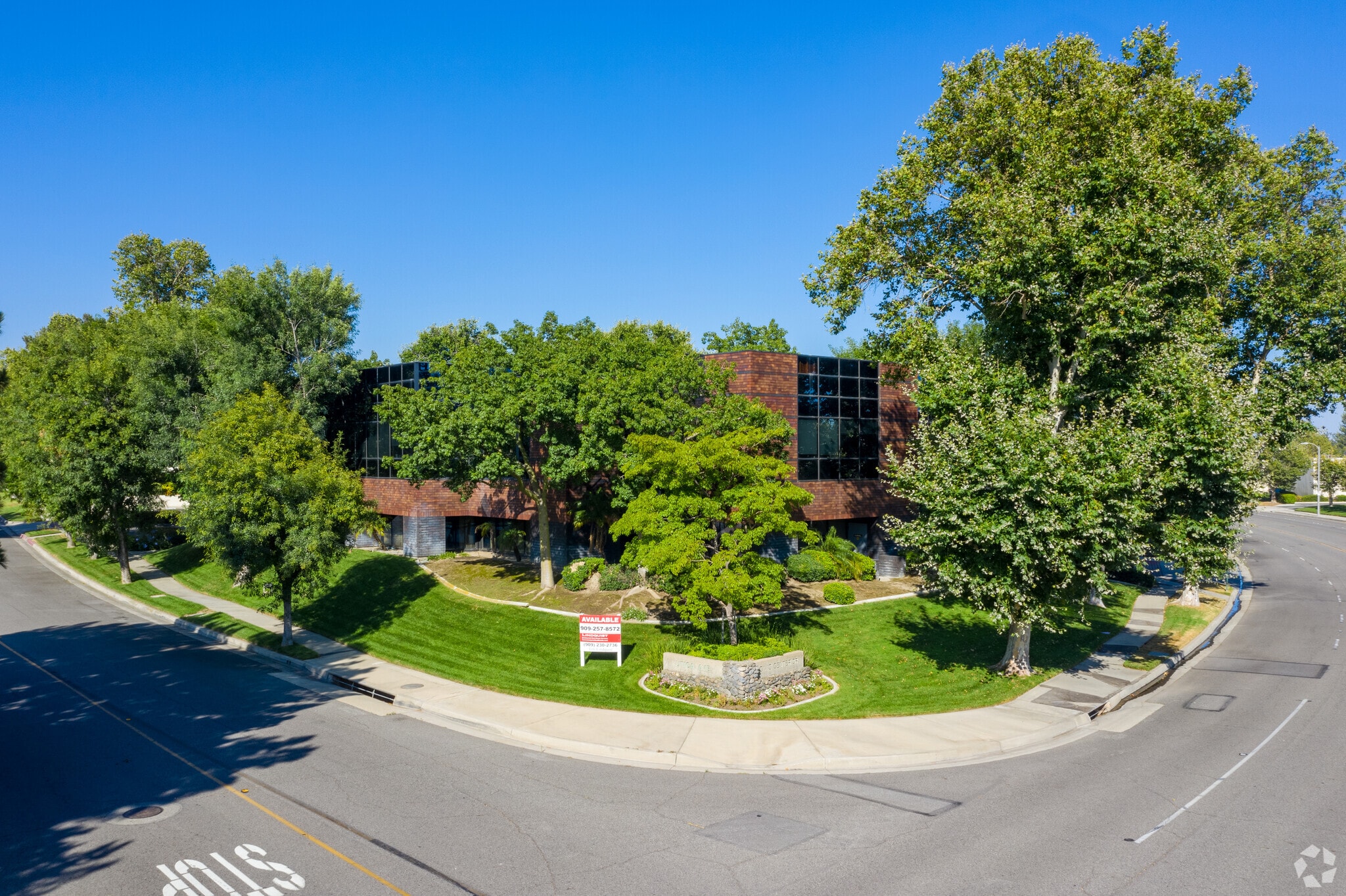 10670 Civic Center Dr, Rancho Cucamonga, CA for lease Primary Photo- Image 1 of 12