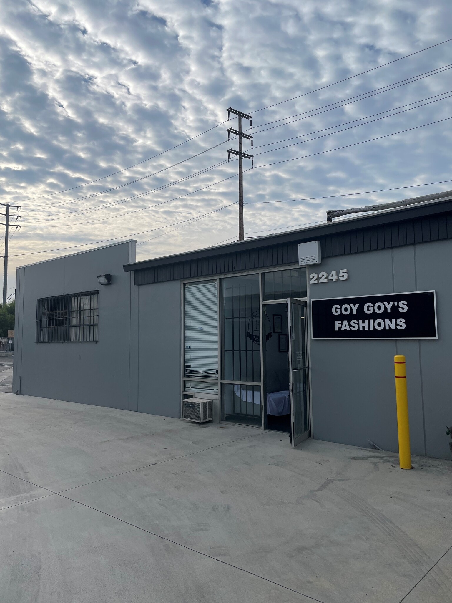 2245-2259 Ritchey St, Santa Ana, CA for lease Building Photo- Image 1 of 1