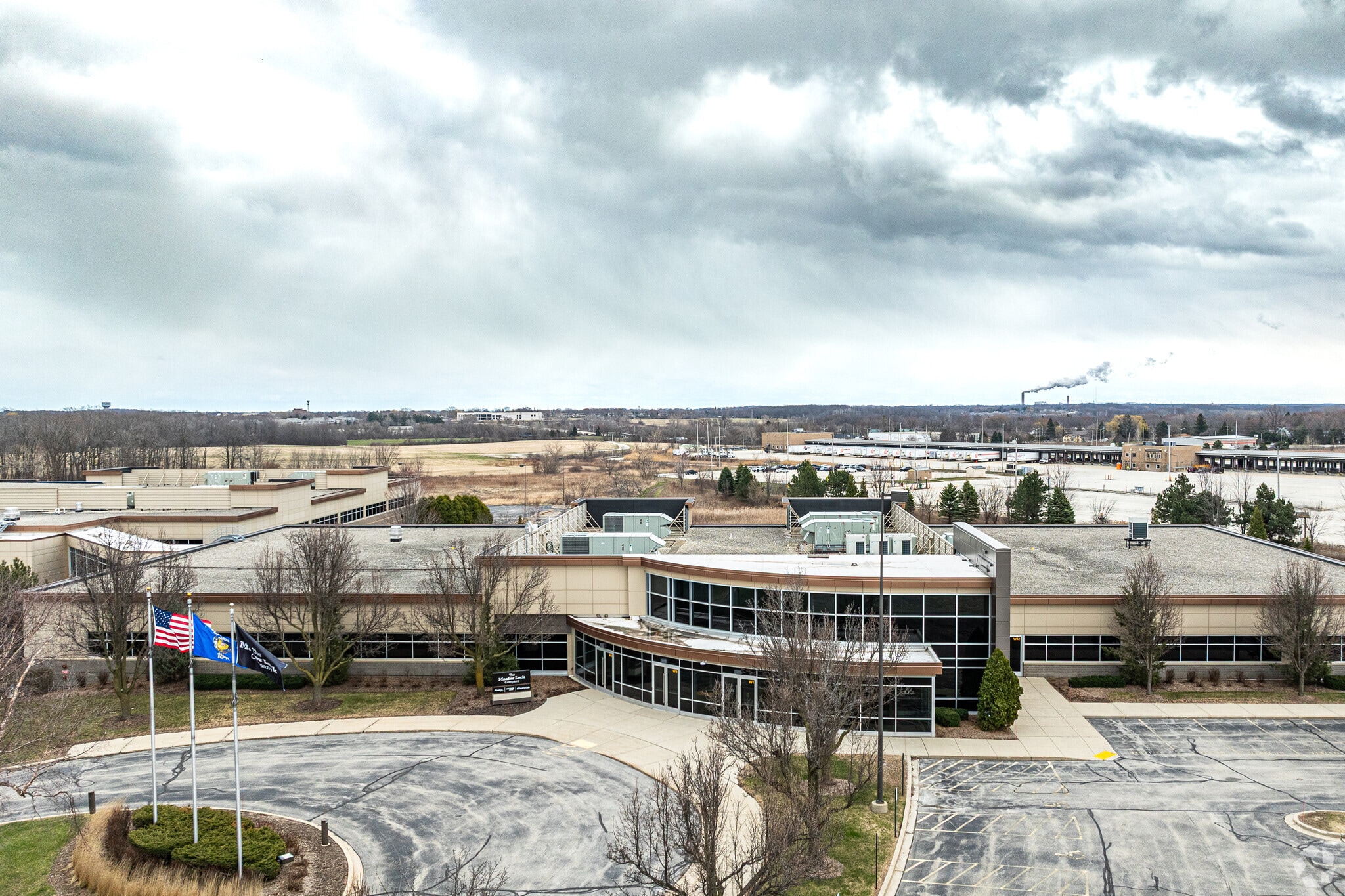 6744 S Howell Ave, Oak Creek, WI for sale Building Photo- Image 1 of 66