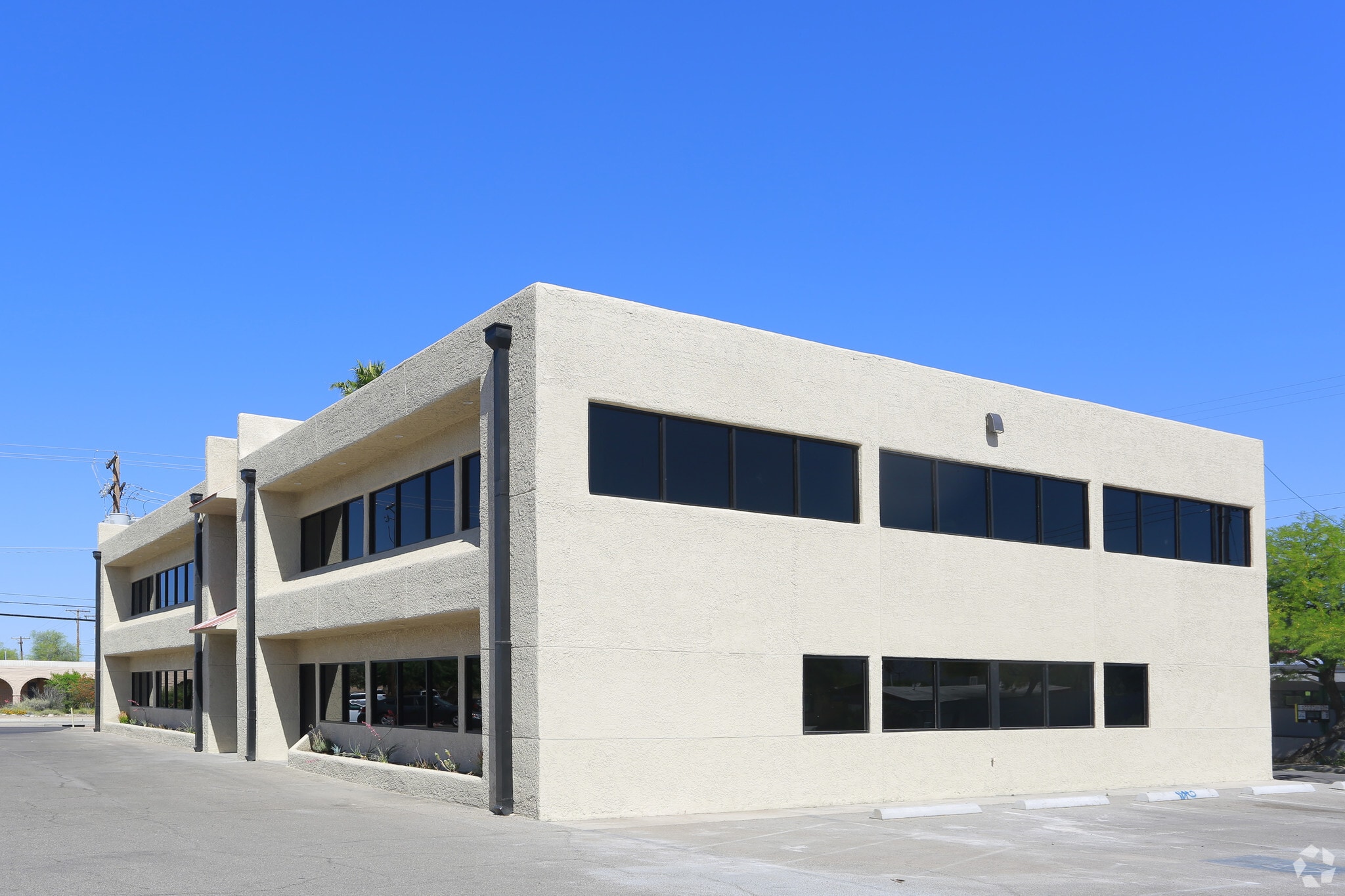 3776 N 1st Ave, Tucson, AZ for lease Primary Photo- Image 1 of 6