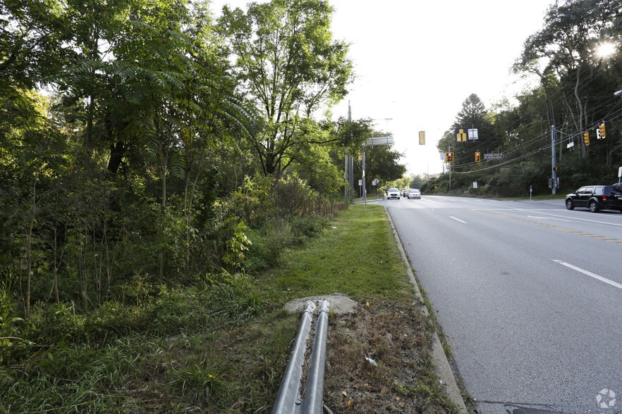 Connor Rd & Terrace Dr, Pittsburgh, PA for sale - Primary Photo - Image 2 of 5