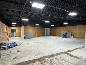 2500 Sparrows Point Rd, Sparrows Point, MD for lease Building Photo- Image 2 of 5