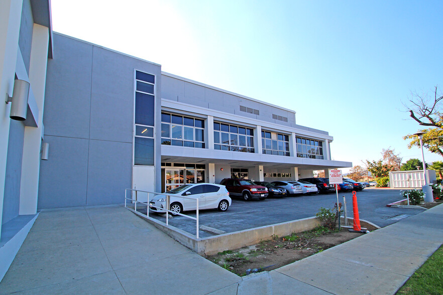 801 S Chevy Chase Dr, Glendale, CA for lease - Building Photo - Image 3 of 9