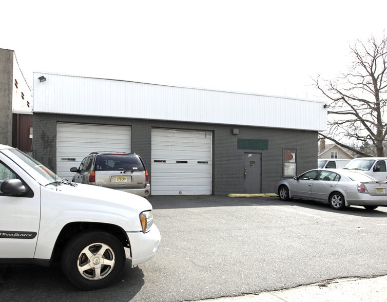 636 Broadway, Long Branch, NJ à vendre - Photo du bâtiment - Image 2 de 2