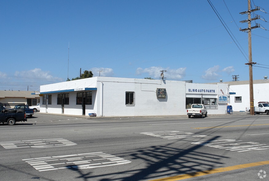 2719-2785 E Vineyard Ave, Oxnard, CA for lease - Building Photo - Image 2 of 3