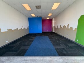 555 E Francisco Blvd, San Rafael, CA for lease Interior Photo- Image 2 of 11