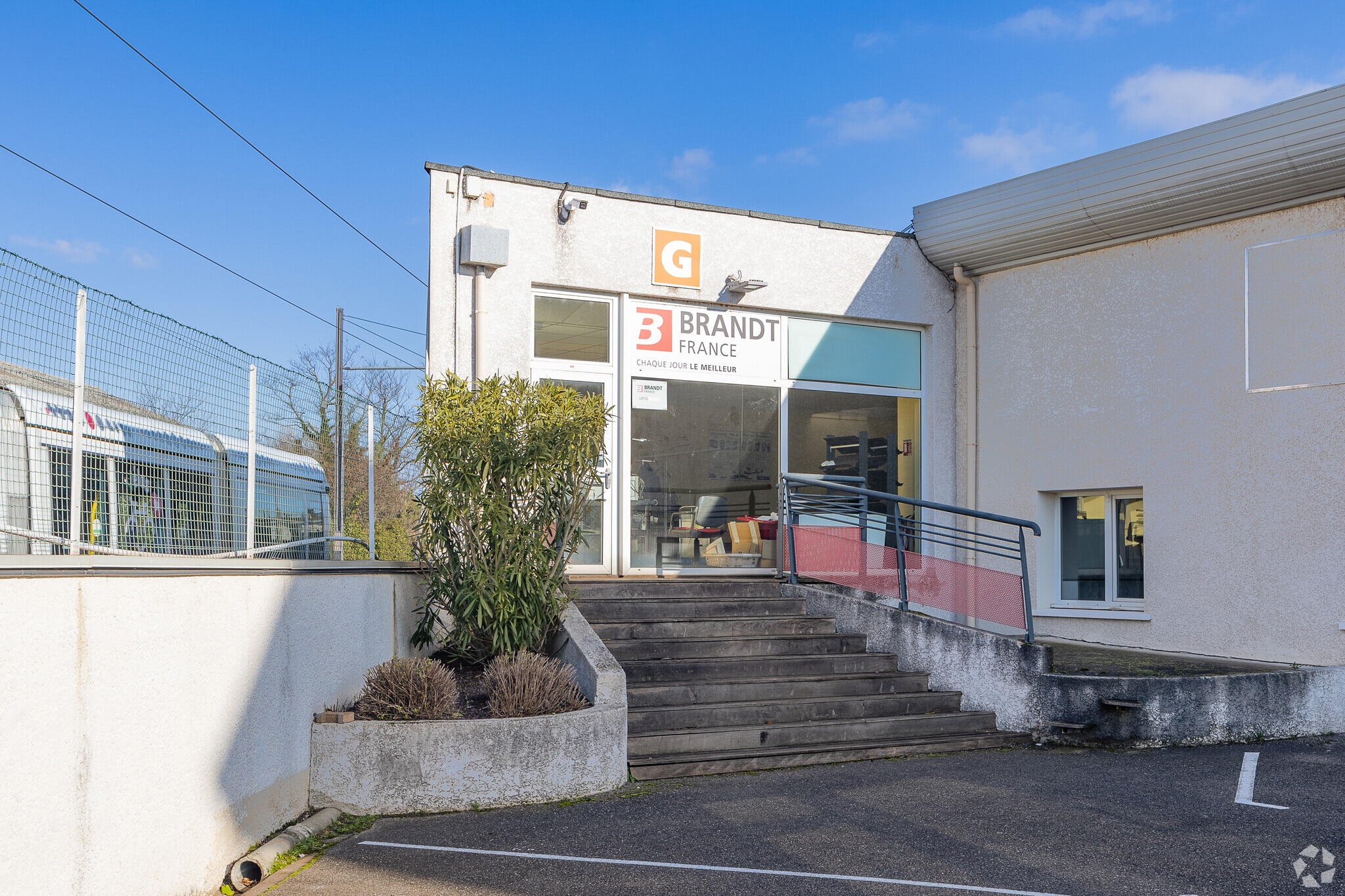 29 Rue Wilson, Décines-Charpieu à louer Photo principale- Image 1 de 3