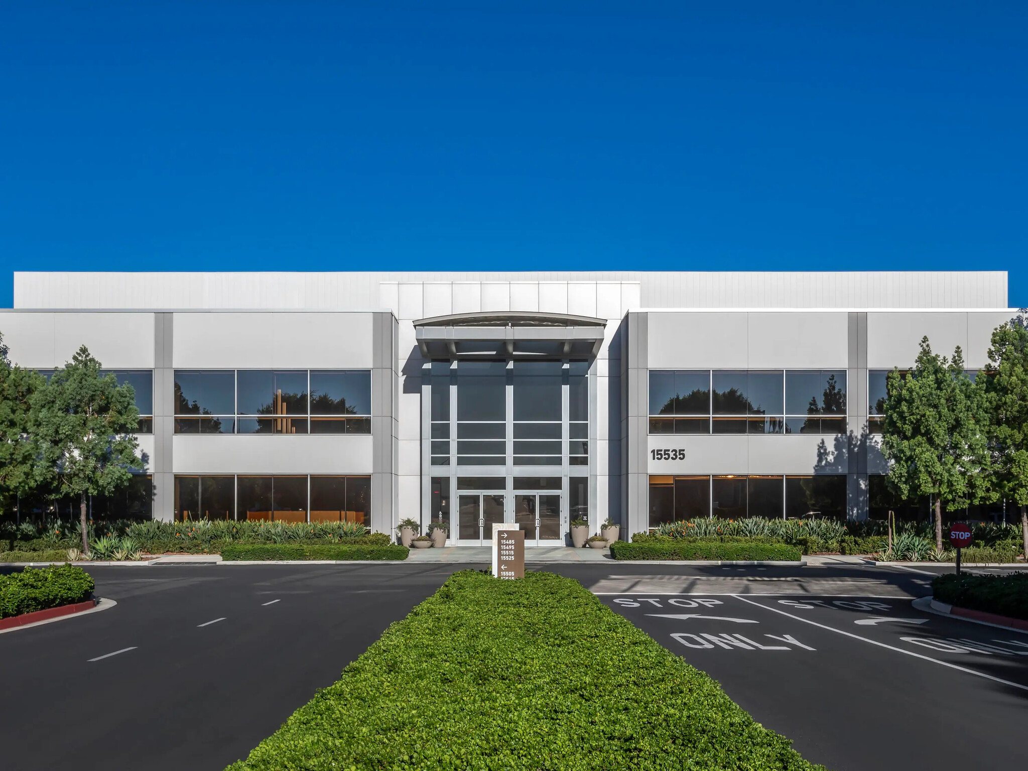 15545 Sand Canyon Ave, Irvine, CA for lease Building Photo- Image 1 of 32