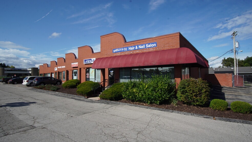 14004-14016 Manchester Rd, Ballwin, MO for lease - Primary Photo - Image 1 of 7