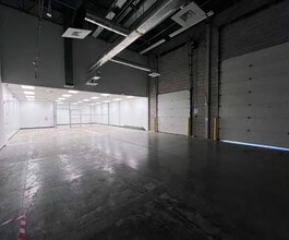 22520 Gateway Center Dr, Clarksburg, MD for lease Interior Photo- Image 2 of 3