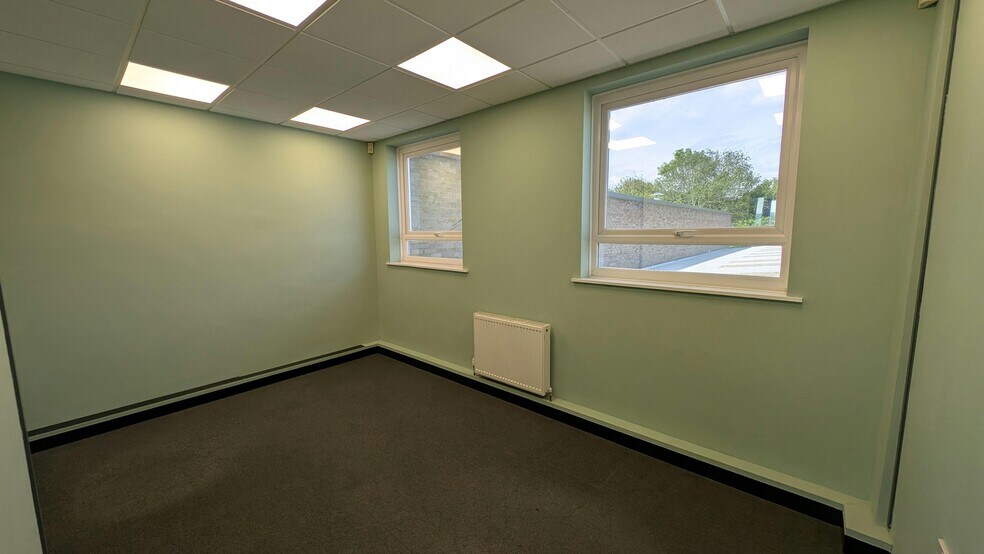 Shamblehurst Ln, Southampton à vendre - Photo du bâtiment - Image 3 de 13